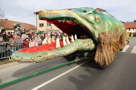 ZLATA POROKA PUSTNI KARNEVAL 61 FOTO LJUBO VUKELIČ
